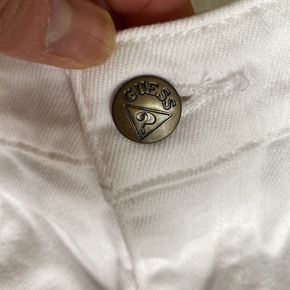 Low-rise White GUESS Jeans with bell bottom! - Picture 3 of 11